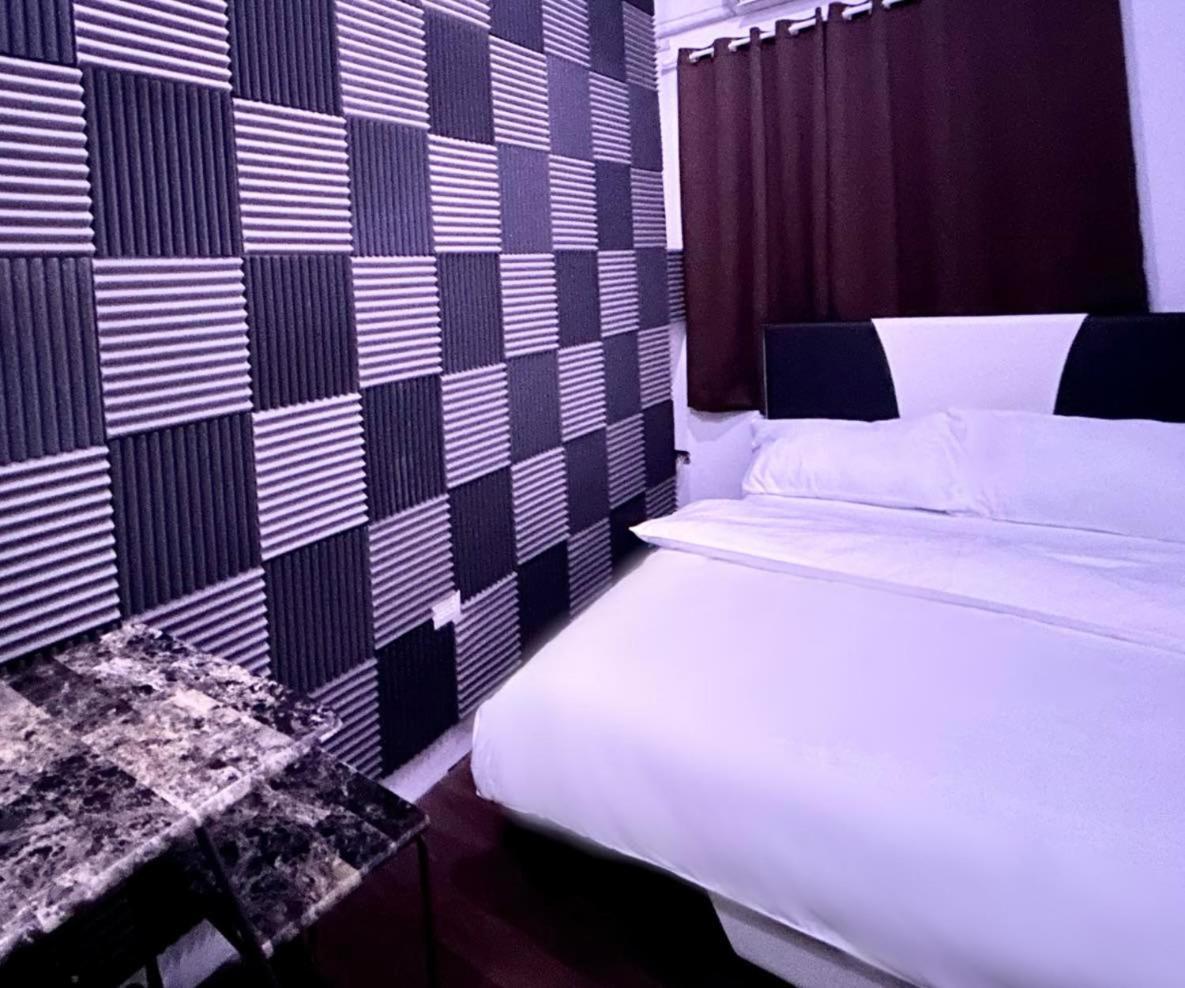 Private Room With Ac And Fan At Ekg Manila House Rental Kültér fotó